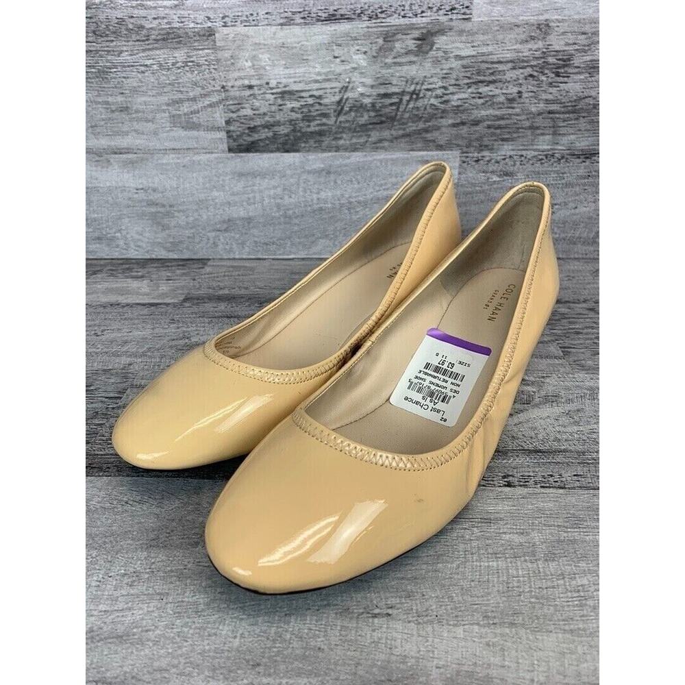 Cole Haan Womens Tan Patent Leather Low Wedge Pumps Size 11B